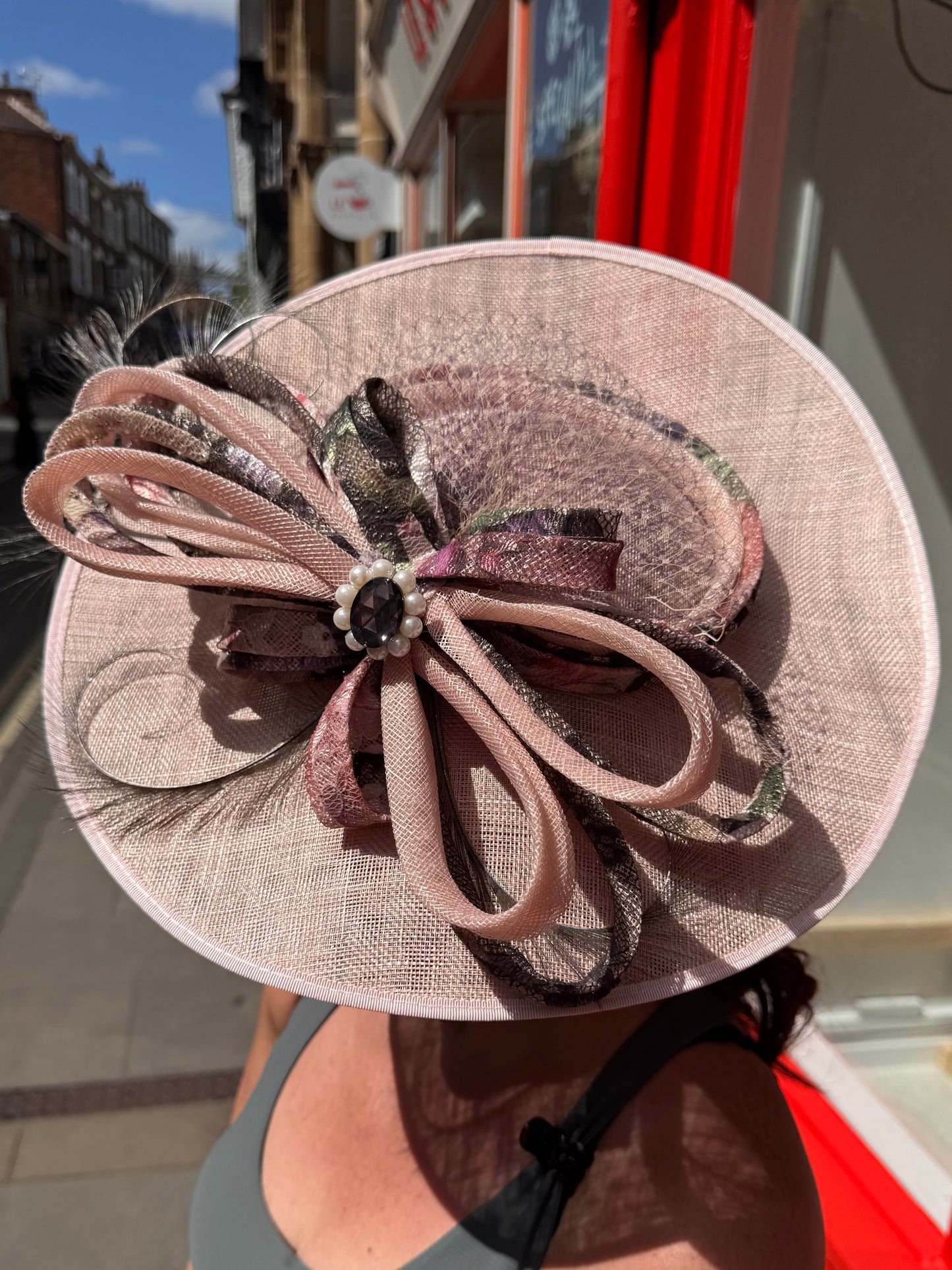 Sarah Crozier hat