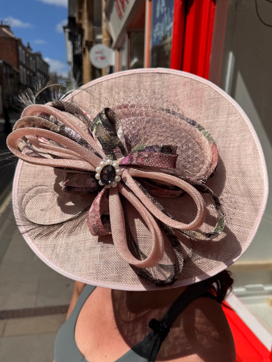 Sarah Crozier hat